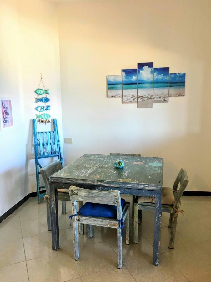 Appartamento Fronte Mare 圣特雷莎加卢拉 外观 照片